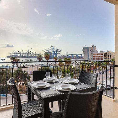 Luxurious Duplex Seafront Apt W Amazing Sea Views Birżebbuġa Bagian luar foto
